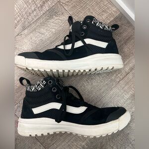 Women’s Vans UltraRange Shoe